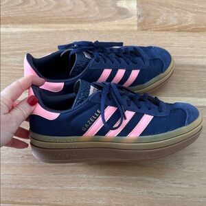 Adidas Platform Gazelle Navy with Pink Accents size 6 1/2